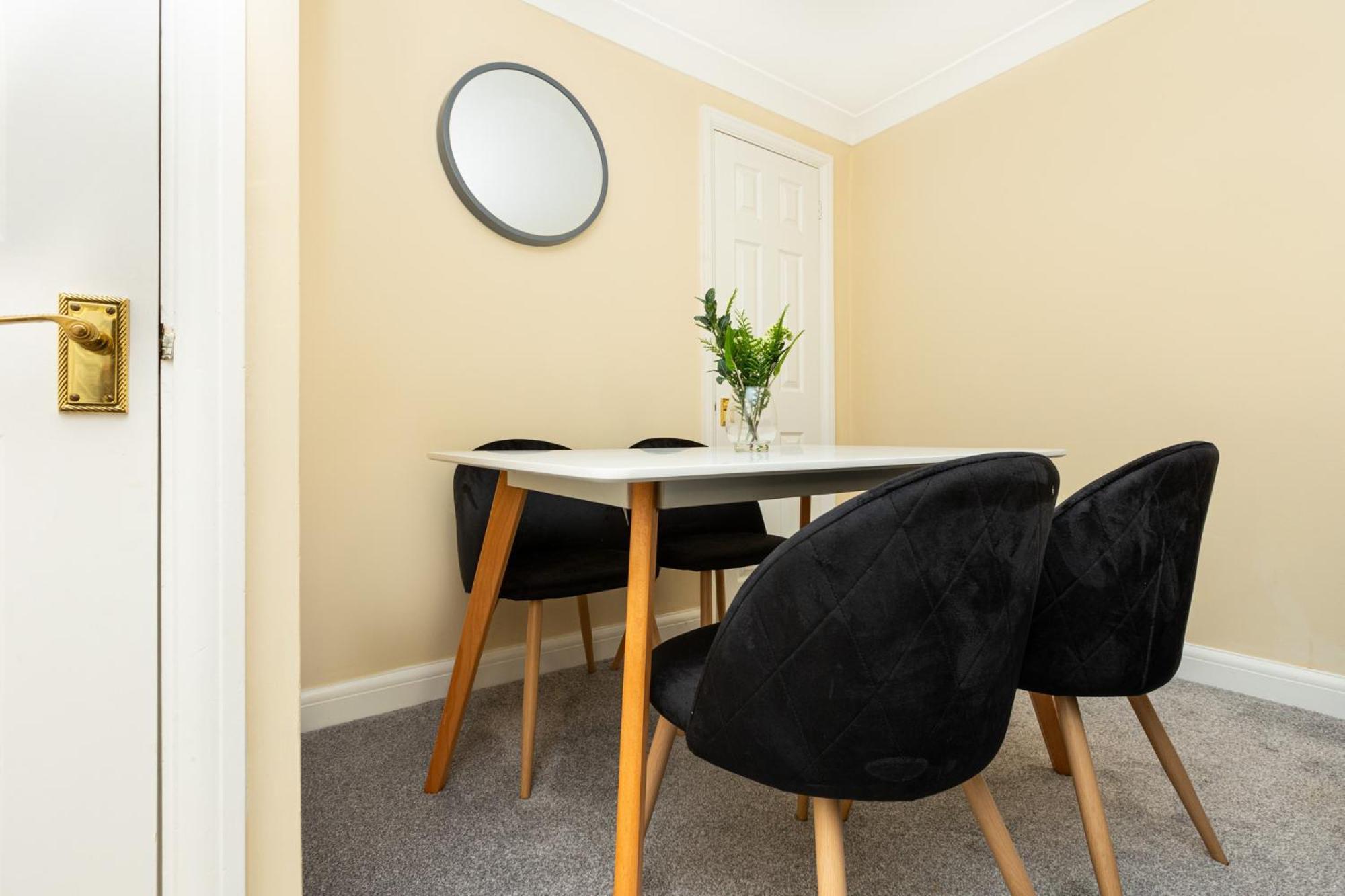 Charming 1Br Flat, Canning Town, Excel, City Hall London Exterior foto